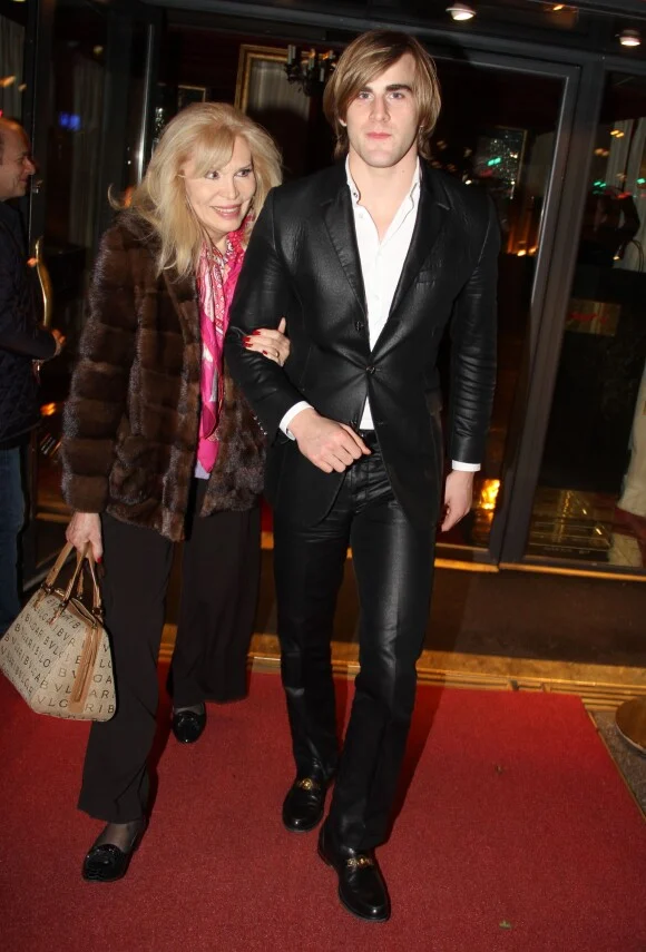 amanda lear et son fils