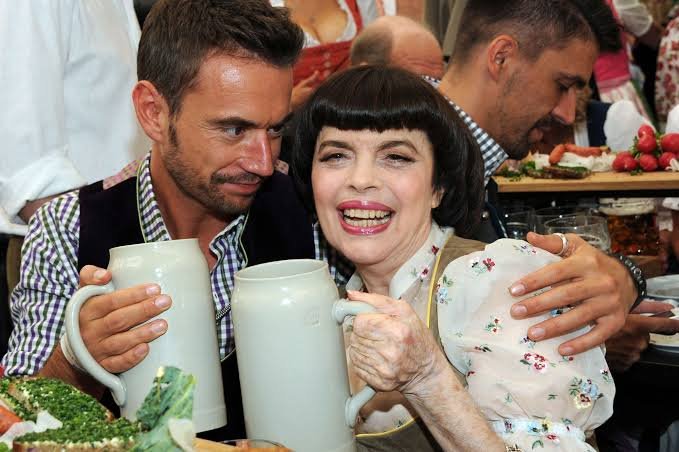 mireille mathieu et son fils